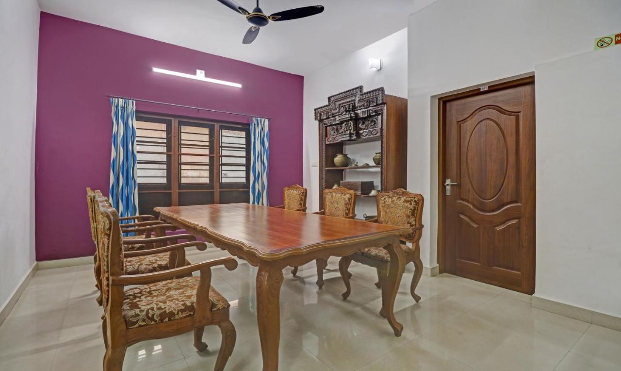 Treebo Backpackers Inn Kochi Exterior photo