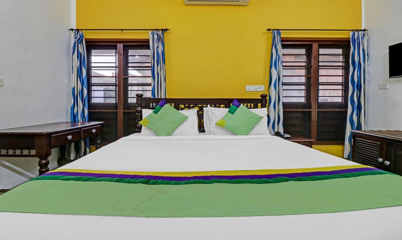 Treebo Backpackers Inn Kochi Exterior photo
